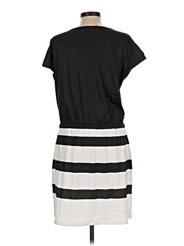 Ofeefan Casual Dress (view 2)