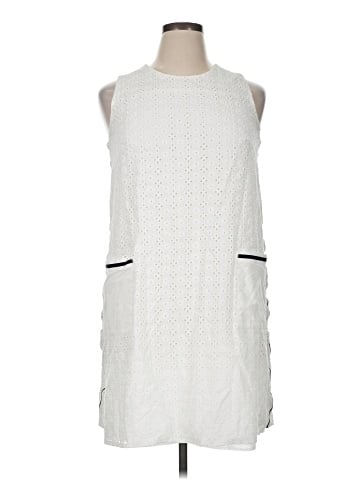 Donna Morgan Casual Dress (view 1)