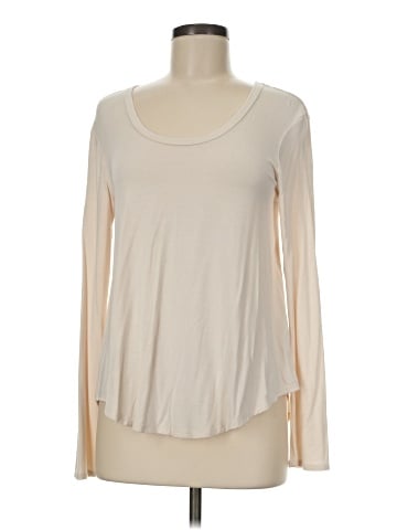 Dee Elly Long Sleeve T-Shirt (view 1)