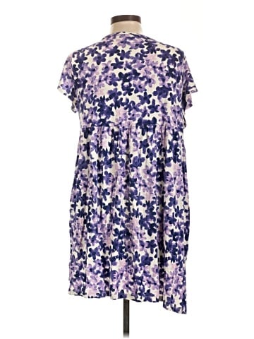 Lularoe Short Sleeve T-Shirt (view 2)