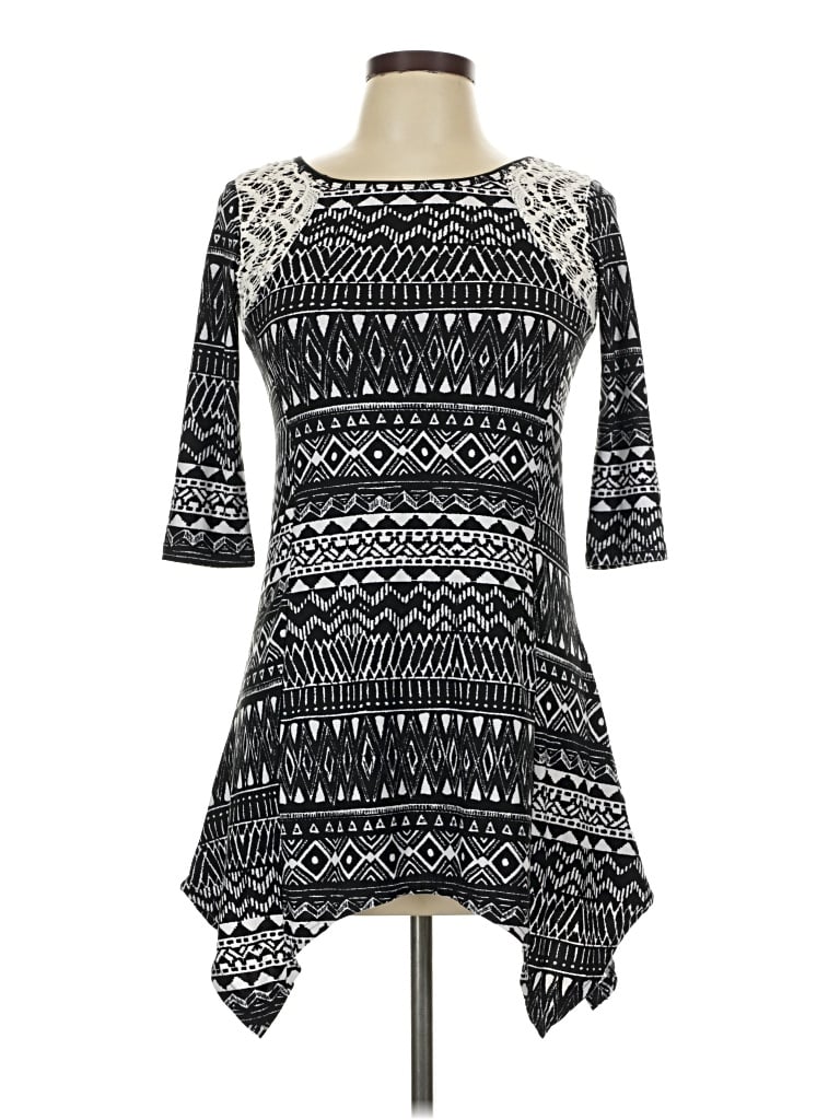 Pre-owned Mudd Casual Dress In Black