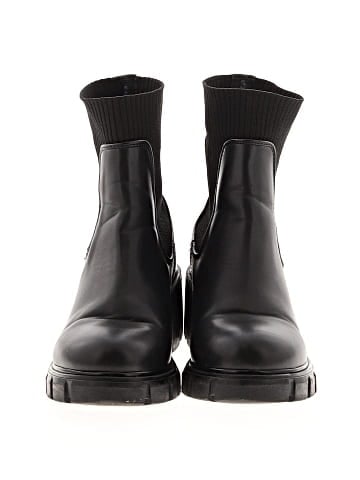 Steve Madden Ankle Boots (view 2)