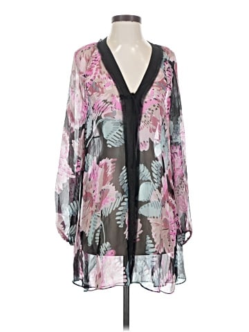 Elizabeth and James Kimono (view 1)