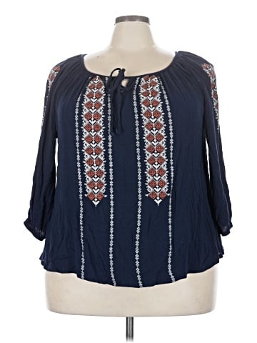 Solitaire 3/4 Sleeve Blouse (view 1)