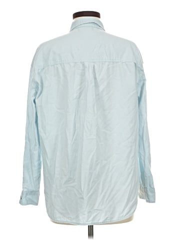 Universal Thread Long Sleeve Button-Down Shirt (view 2)