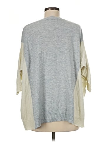 Love Stitch Poncho (view 2)