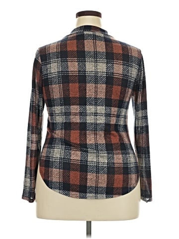 HAUTE FOX Long Sleeve Turtleneck (view 2)