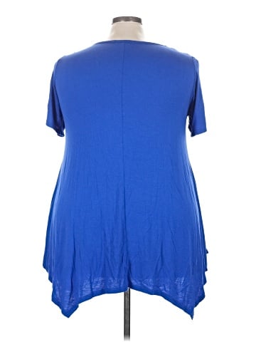 Larace Short Sleeve T-Shirt (view 2)