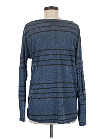Victoria's Secret Long Sleeve T-Shirt (view 2)