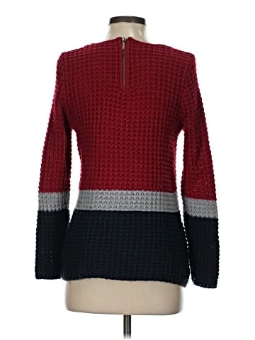 Romeo & Juliet Couture Pullover Sweater (view 2)