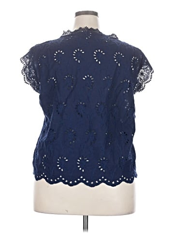 Forgotten Grace Short Sleeve Blouse (view 2)