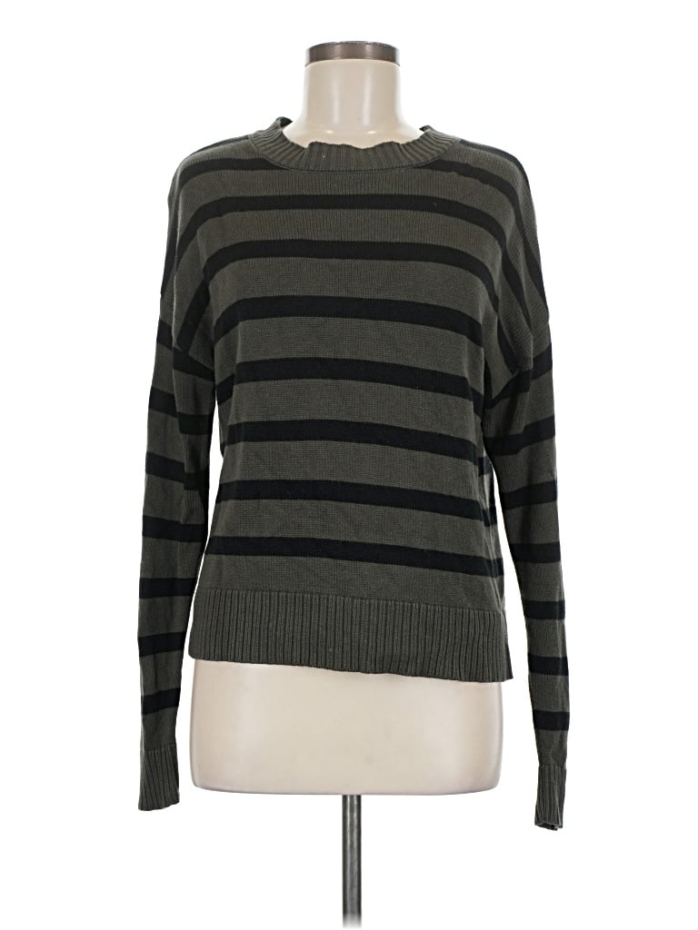 Pre-owned Evereve Long Sleeve T-shirt In Green