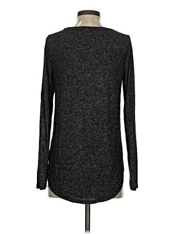 Old Navy Long Sleeve T-Shirt (view 2)