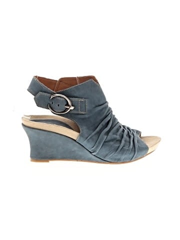 Earthies Wedges (view 1)