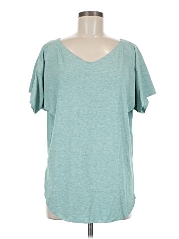 Uniqlo Short Sleeve T-Shirt (view 1)