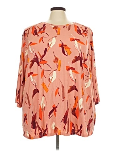 LOGO by Lori Goldstein 3/4 Sleeve T-Shirt (view 1)