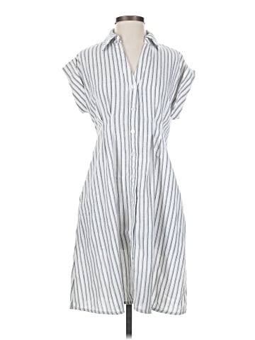 Julia Jordan Casual Dress (view 1)