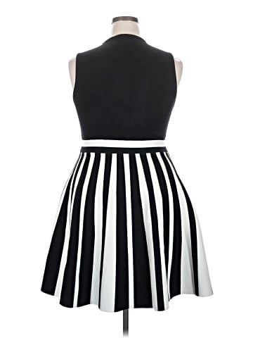 1901 Casual Dress (view 2)