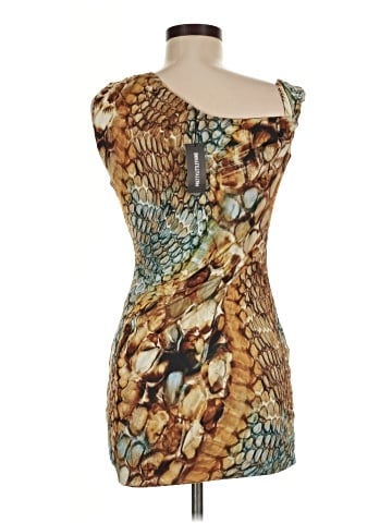PrettyLittleThing Sleeveless Top (view 2)