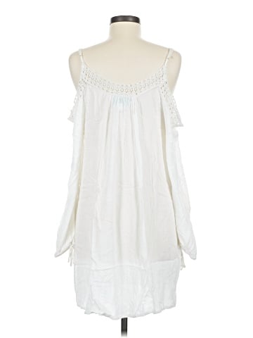 Romeo & Juliet Couture Tank Top (view 2)