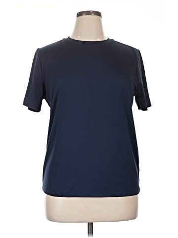 Fabletics Active T-Shirt (view 1)