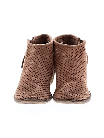 Roxy Ankle Boots (view 2)