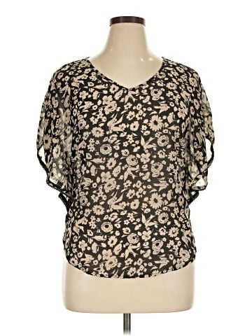 Belle Du Jour Short Sleeve Blouse (view 1)