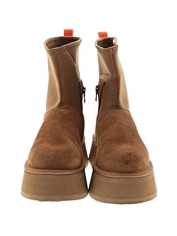 Ugg Ankle Boots (view 2)