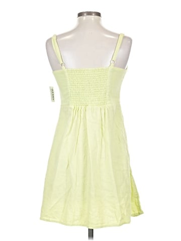 Old Navy Casual Dress (view 2)