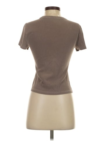 Old Navy Short Sleeve Turtleneck (view 2)