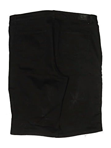 Jones New York Signature Cargo Shorts (view 2)