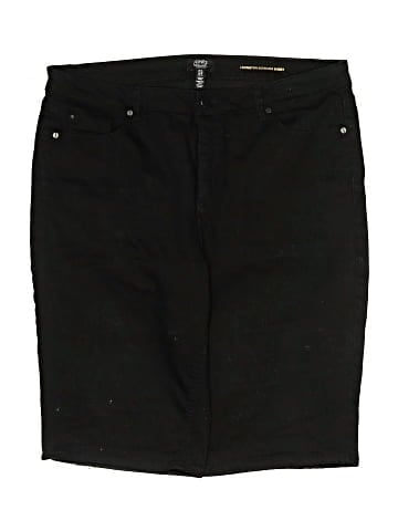 Jones New York Signature Cargo Shorts (view 1)