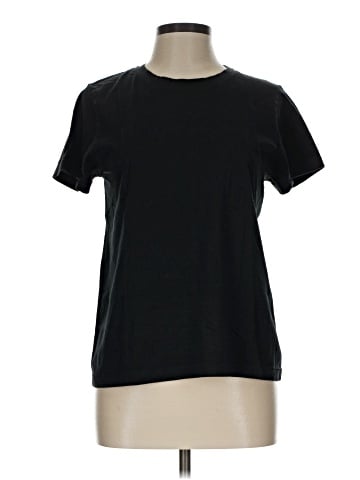 Uniqlo Short Sleeve T-Shirt (view 1)