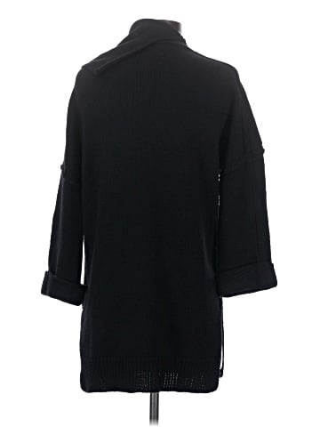 Inhabit 3/4 Sleeve Top (view 2)