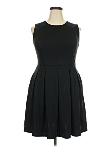 Mossimo Cocktail Dress (view 1)