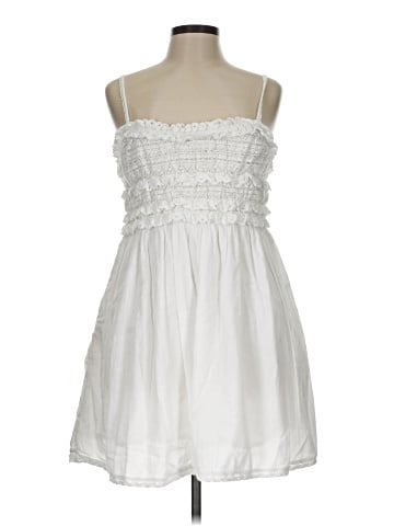 American Eagle Outfitters Cocktail Dress (view 1)