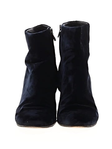 Vince. Ankle Boots (view 2)