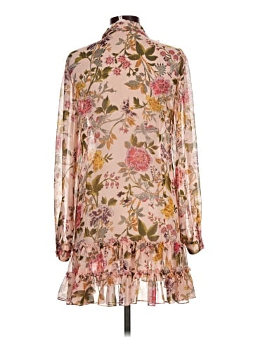 Cinq à Sept Casual Dress (view 2)