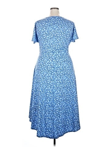 Signature by Robbie Bee Casual Dress (view 2)