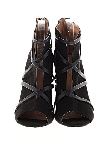 C. Wonder Heels (view 2)