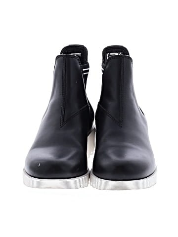 Miu Miu Leather chelsea boots (view 2)