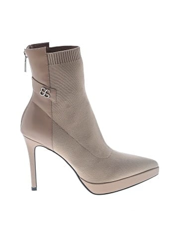 Cosy Island Ankle Boots (view 1)