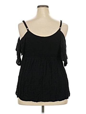 Torrid Short Sleeve Top (view 2)