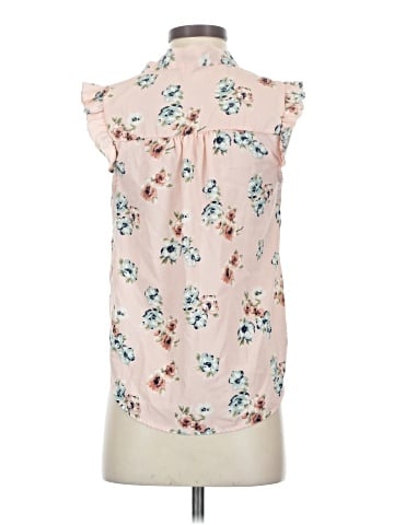 E&M Collection Sleeveless Blouse (view 2)