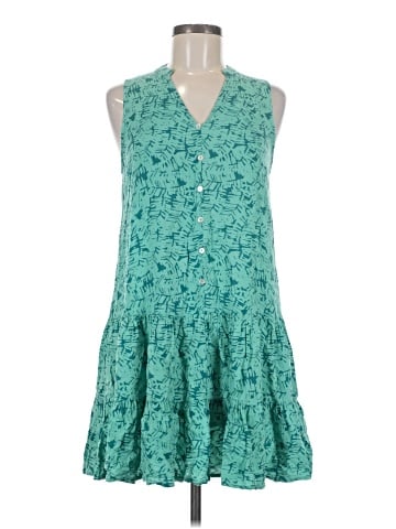 Nine West Sleeveless Button-Down Shirt (view 1)