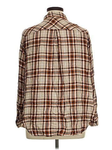 Terra & Sky 3/4 Sleeve Button-Down Shirt (view 2)