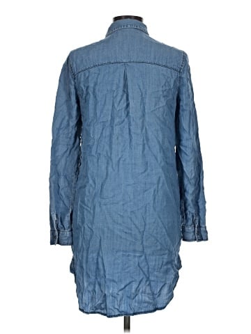 Tea n Rose Long Sleeve Button-Down Shirt (view 2)