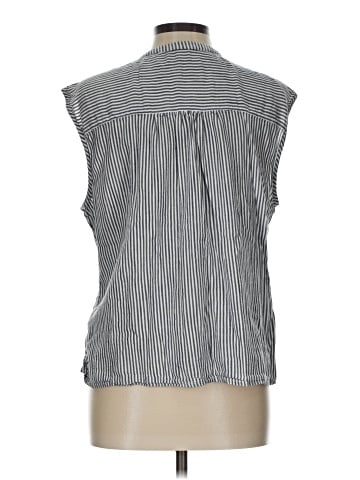 Old Navy Sleeveless Blouse (view 2)