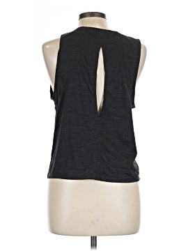 Reebok Sleeveless T-Shirt (view 2)