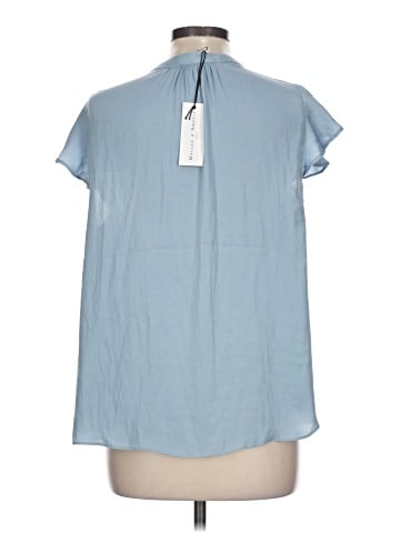 Maison d' Amelie Short Sleeve Blouse (view 2)